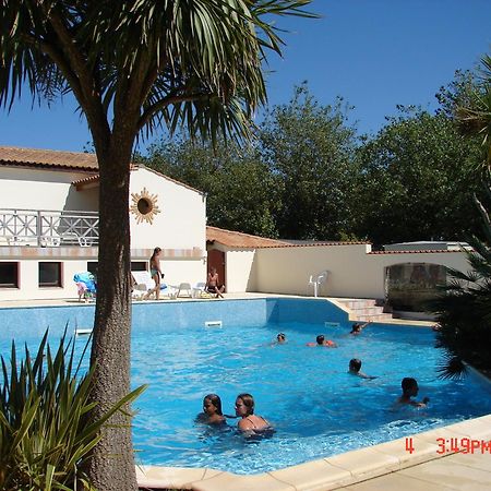 Camping Barataud Saint-Denis-dʼOléron Extérieur photo