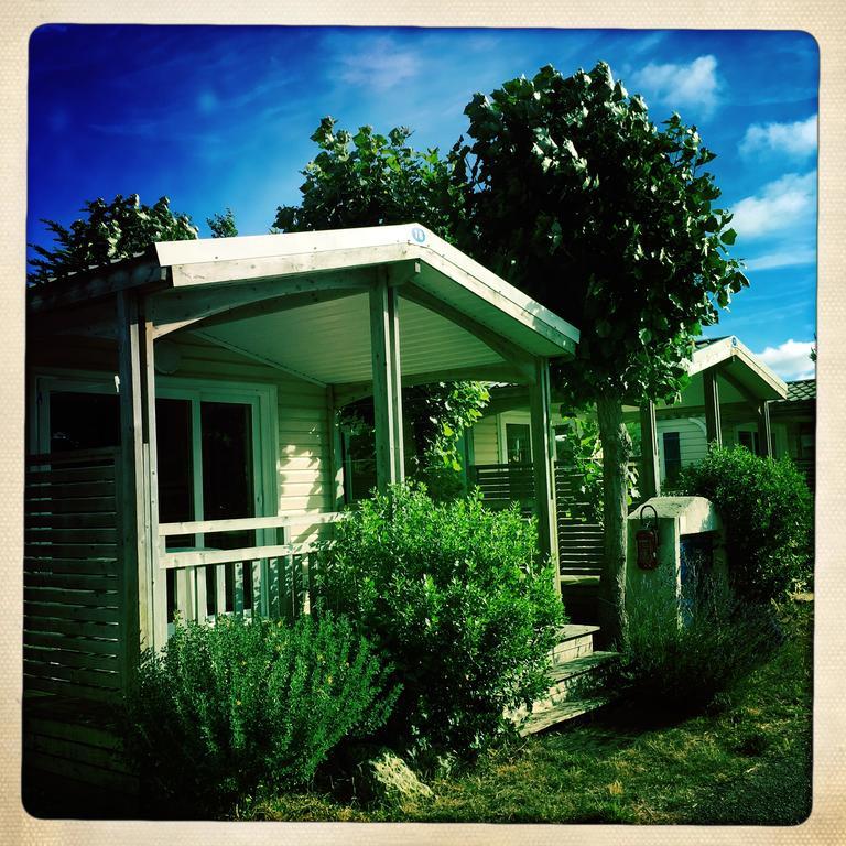 Camping Barataud Saint-Denis-dʼOléron Extérieur photo