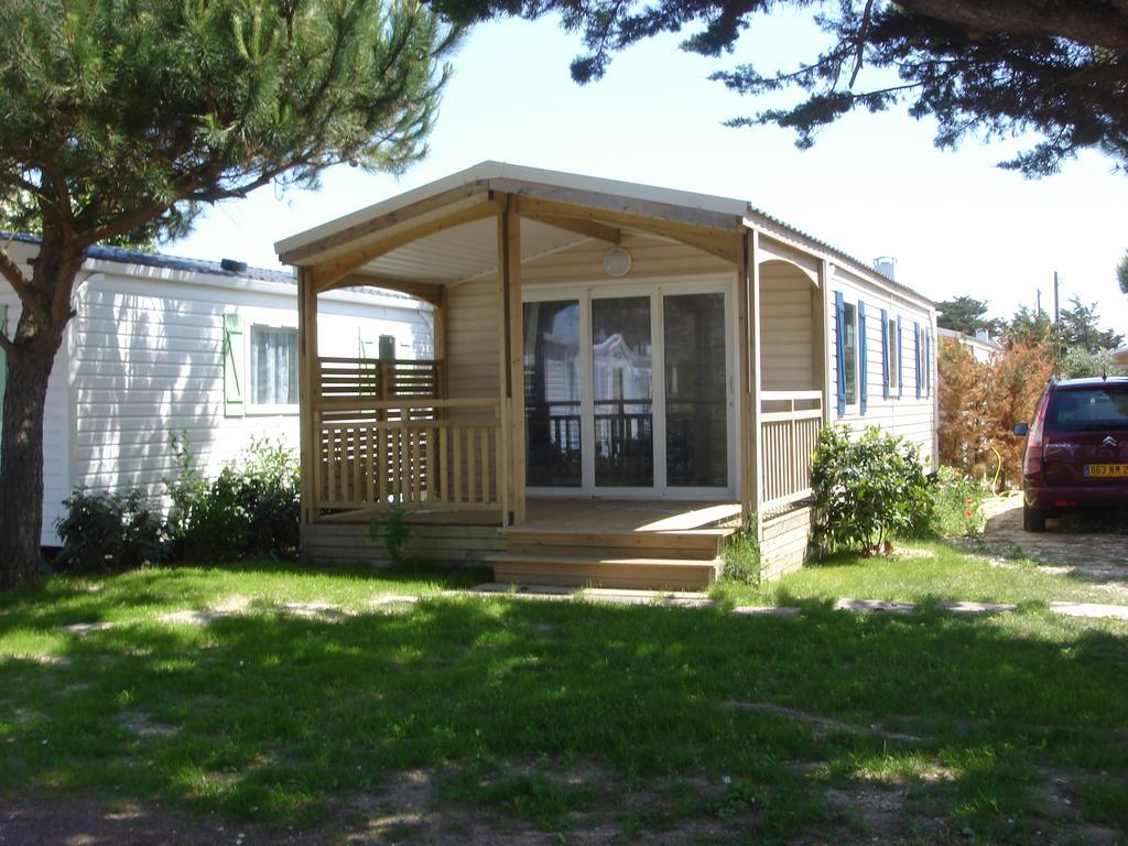 Camping Barataud Saint-Denis-dʼOléron Extérieur photo