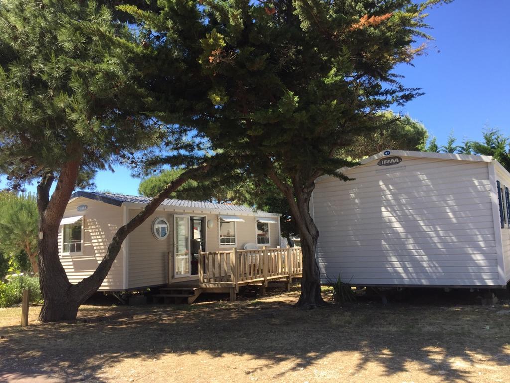 Camping Barataud Saint-Denis-dʼOléron Extérieur photo