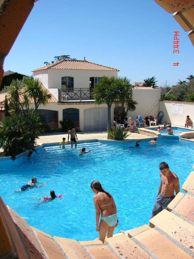 Camping Barataud Saint-Denis-dʼOléron Extérieur photo